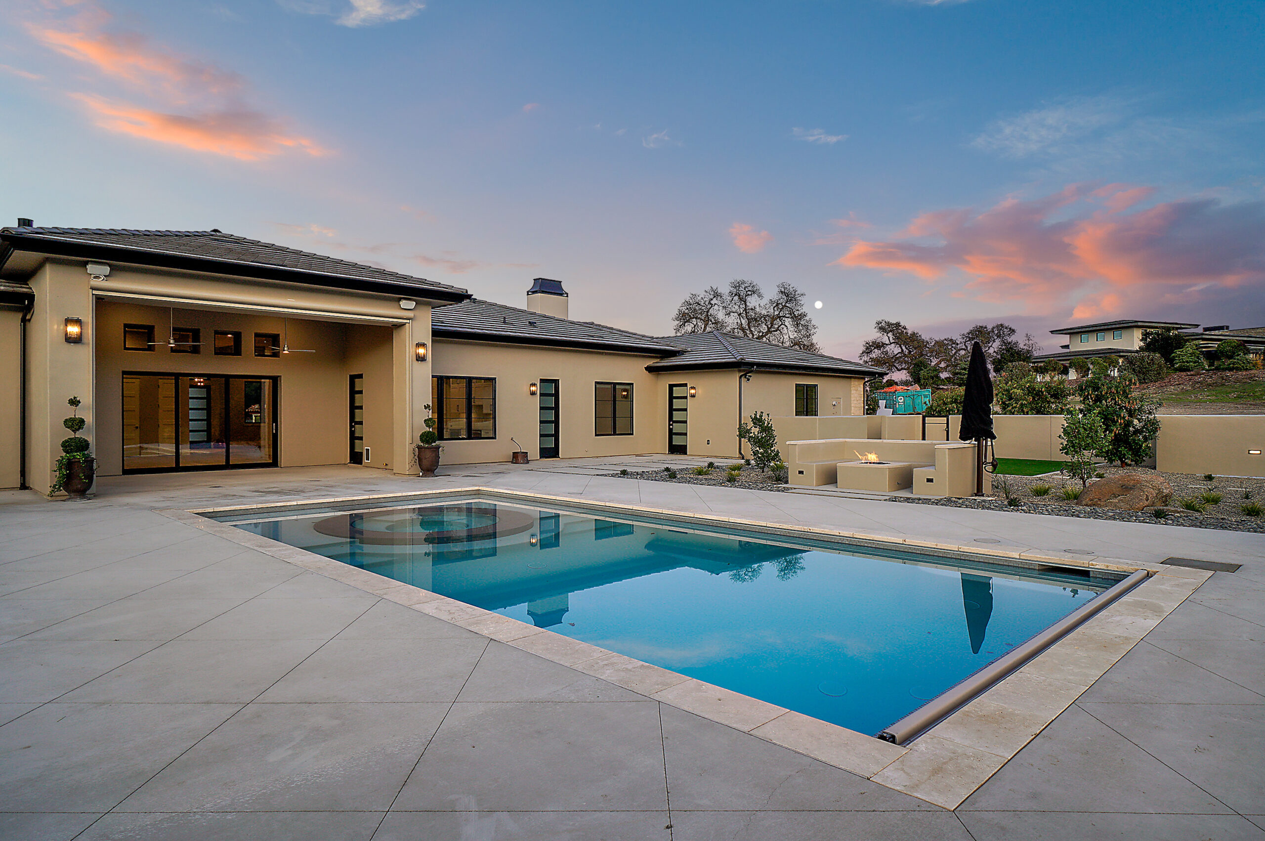 Custom built mome with pool in Templeton